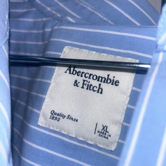 Abercrombie women's button down striped shirt size extra large - Picture 5 of 5